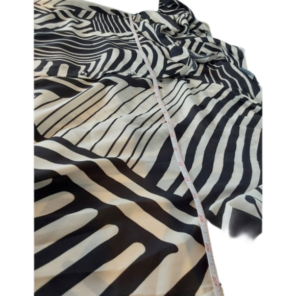 Dennis Basso Scarf Blouse Black & Cream - Picture 7 of 12